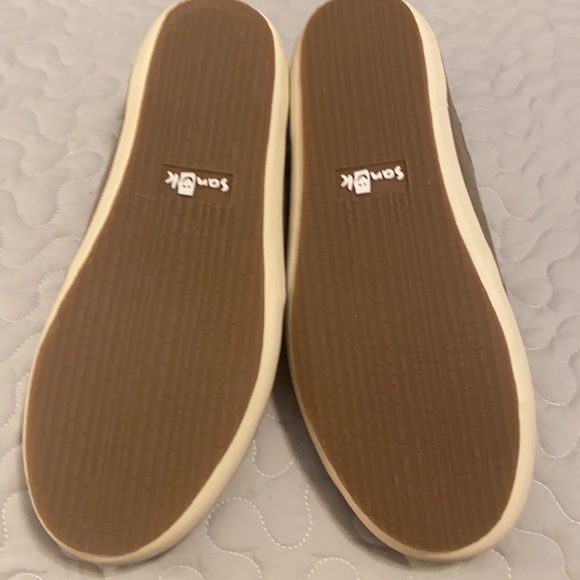 Shoes - Sanuk - Picture 2 of 3